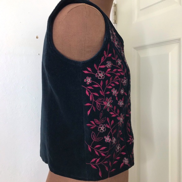 Newport News Vest SZ 6 - Picture 2 of 7